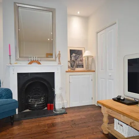 Lägenhet Bright & Homely 2 Bed House In Bedminster *
