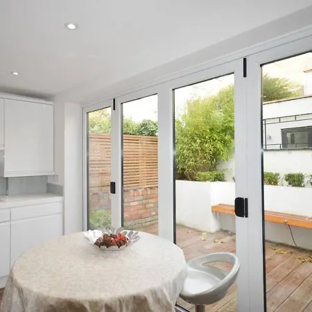Bright & Homely 2 Bed House In Bedminster Lägenhet *